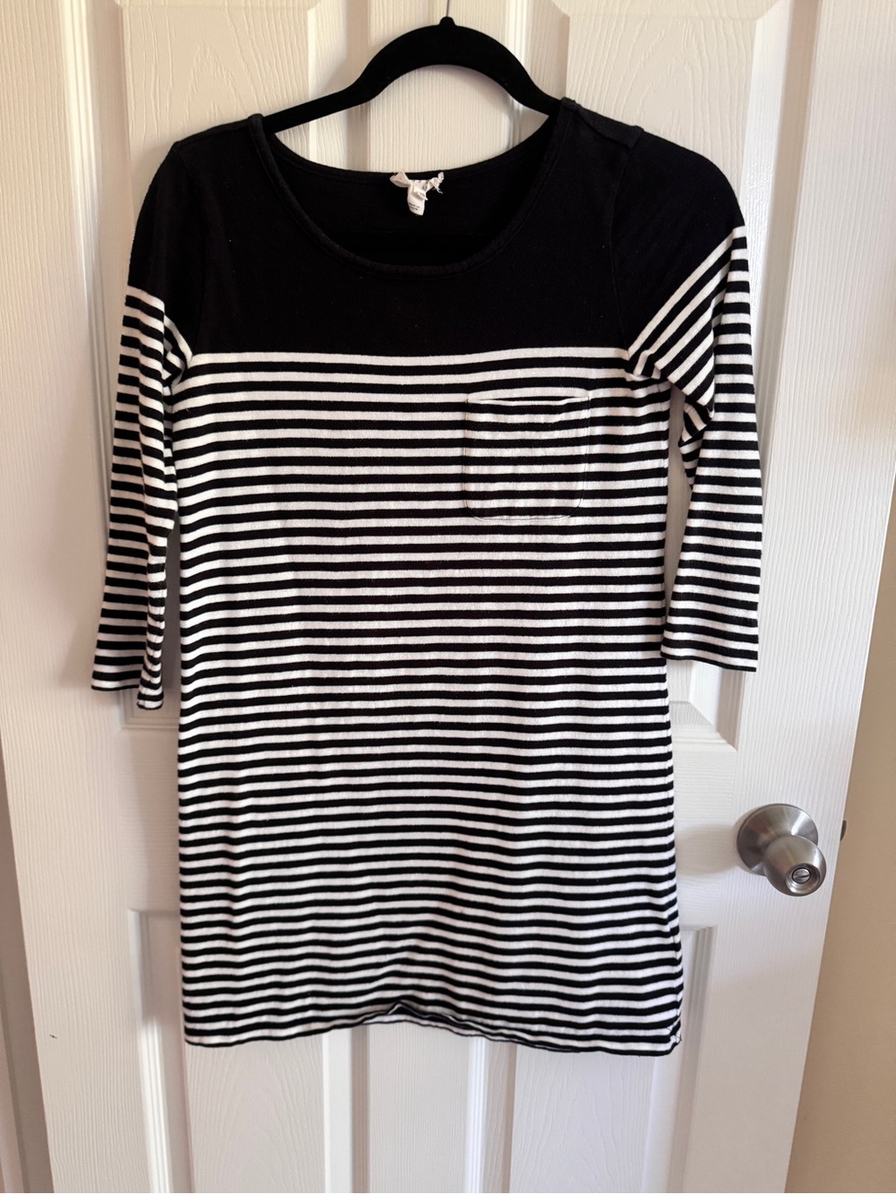 EUC Soft Joie Black and White Three Quarter Length Sleeve Striped Mini Dress XXS
